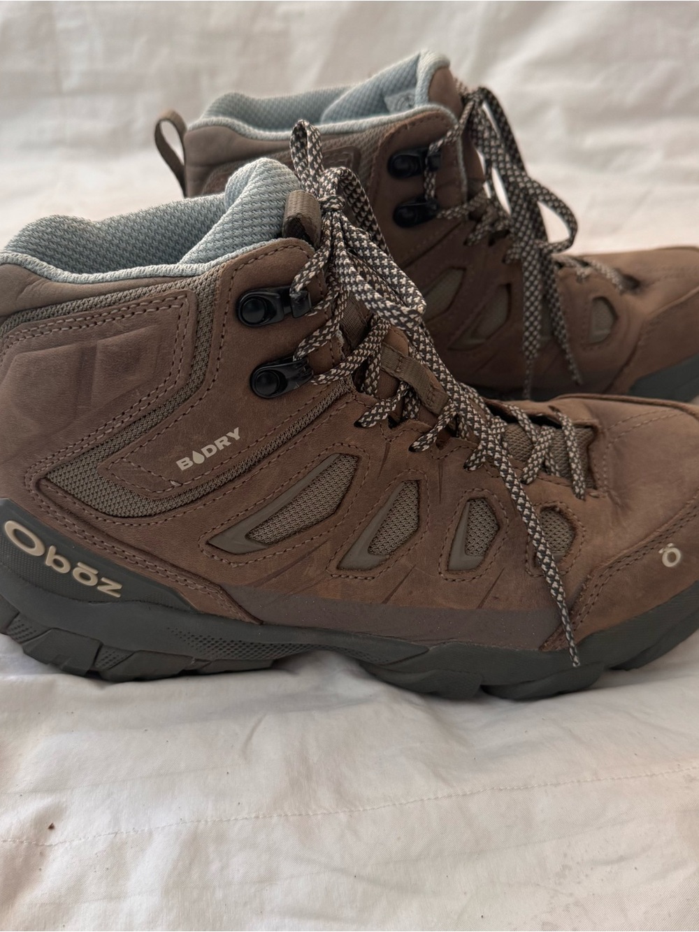 Oboz Women's Sawtooth x Mid B-Dry Waterproof Hiking 9W Shoe